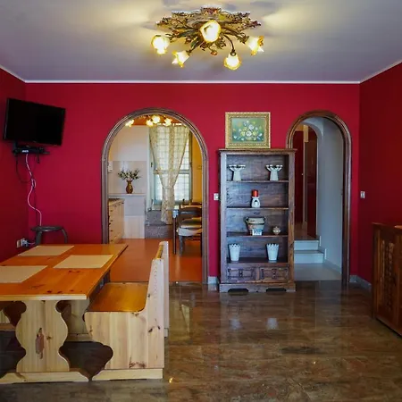 Nick & Santo's Holiday Homes Beach Front Lux Apartmán Giardini Naxos